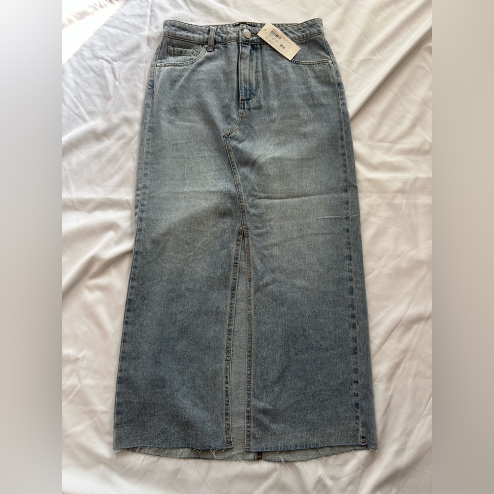 Kut from the Kloth Blue Denim Skirt